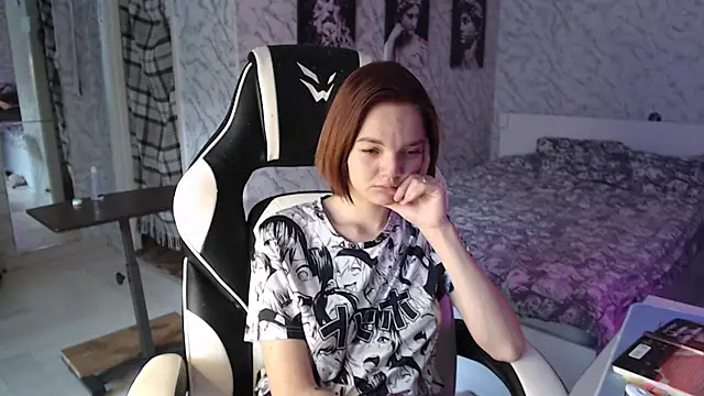 Kitti study online show from 09/24/25, 11:41