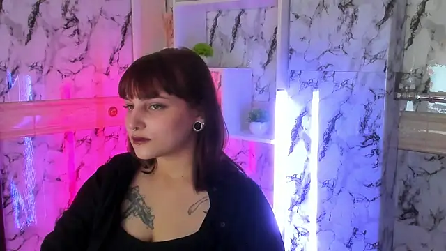 LeslieThomass online show from 10/14/25, 03:18