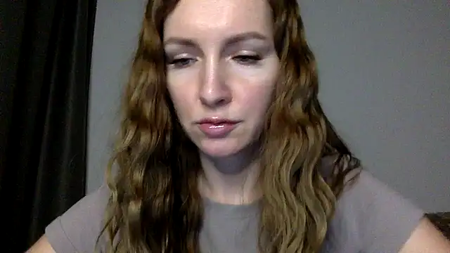 Snapshot of Varnyx chatting on 11/08/25, 08:29 Varnyx online show from 11/08/25, 08:29