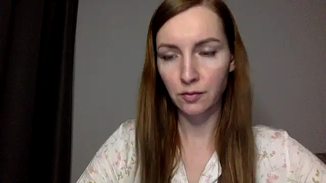 Snapshot of Varnyx chatting on 11/30/25, 03:38 Varnyx online show from 11/30/25, 03:38