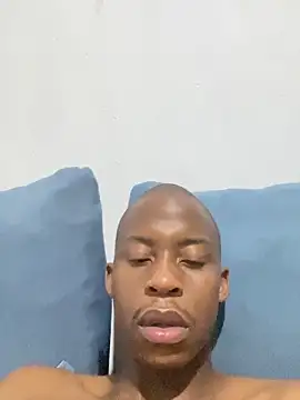 Snapshot of dick4mami chatting on 03/10/26, 08:25 dick4mami online show from 03/10/26, 08:25