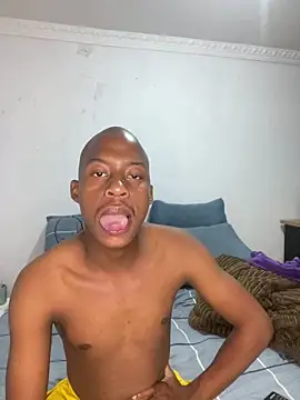 Snapshot of dick4mami chatting on 04/12/26, 08:14 dick4mami online show from 04/12/26, 08:14