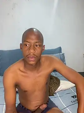 Snapshot of dick4mami chatting on 04/13/26, 06:24 dick4mami online show from 04/13/26, 06:24