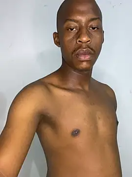 Snapshot of dick4mami chatting on 04/14/26, 04:02 dick4mami online show from 04/14/26, 04:02