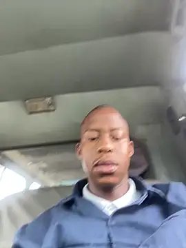 Snapshot of dick4mami chatting on 04/15/26, 08:54 dick4mami online show from 04/15/26, 08:54