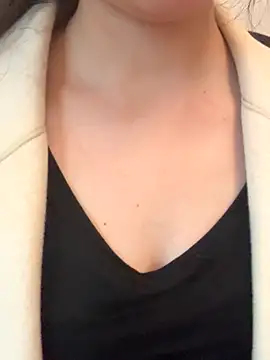 baobao20242025 online show from 12/15/25, 08:51