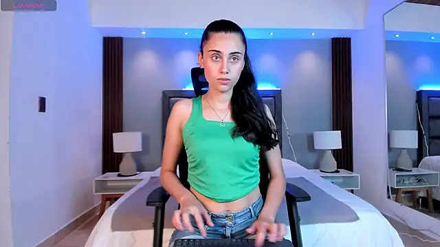 sofiapalacioss online show from 02/02/26, 08:07