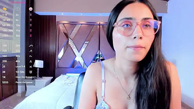 sofiapalacioss online show from 04/11/26, 07:07