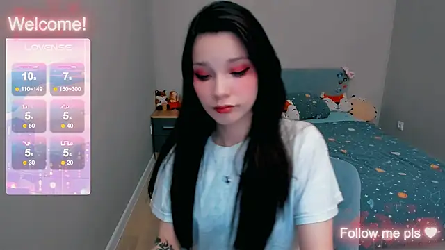 Kitten Alissa online show from 10/27/25, 07:07