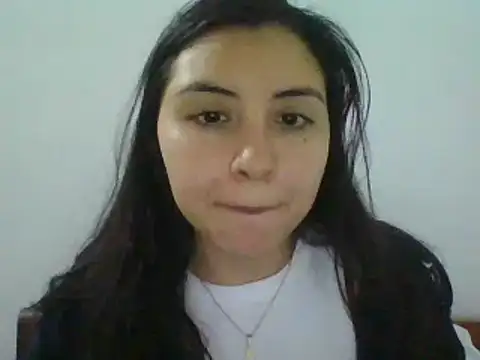 Snapshot of _Romilly_ chatting on 04/12/26, 02:38 Romilly online show from 04/12/26, 02:38