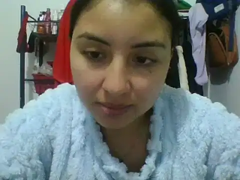 Snapshot of _Romilly_ chatting on 04/26/26, 02:31 Romilly online show from 04/26/26, 02:31