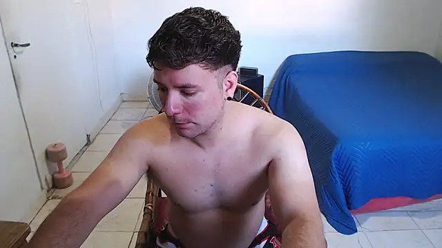 Snapshot of ferrari1996 chatting on 12/16/25, 07:19 ferrari1996 online show from 12/16/25, 07:19