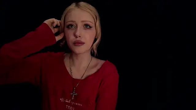 Snapshot of rosy_petal chatting on 10/15/25, 10:59 rosy petal online show from 10/15/25, 10:59