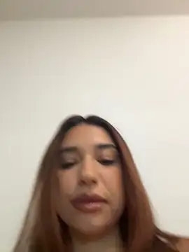 Snapshot of ItalianGirl chatting on 11/29/25, 04:10 ItalianGirl online show from 11/29/25, 04:10