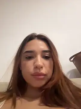 Snapshot of ItalianGirl chatting on 11/30/25, 11:20 ItalianGirl online show from 11/30/25, 11:20