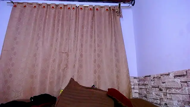 Bicky 24 online show from 11/28/25, 10:18