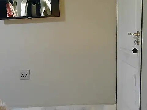 Snapshot of Shaylah_jasmine chatting on 09/09/25, 12:48 Shaylah jasmine online show from 09/09/25, 12:48