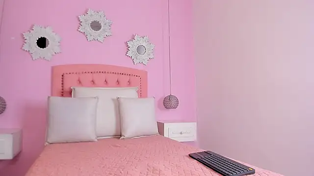 CannelaSmith online show from 09/13/25, 11:10