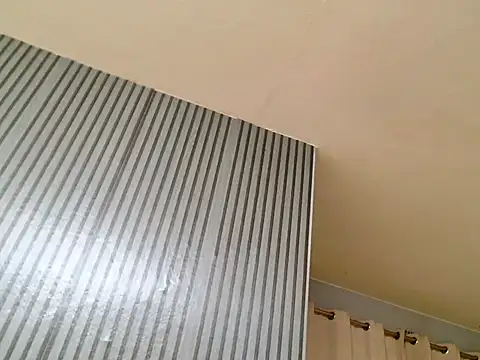 Snapshot of ROYALASS25 chatting on 02/02/26, 06:17 ROYALASS25 online show from 02/02/26, 06:17