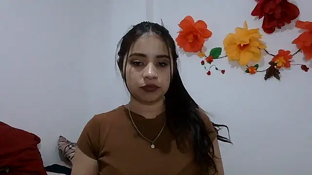 ValerieLove  online show from 05/22/26, 11:49