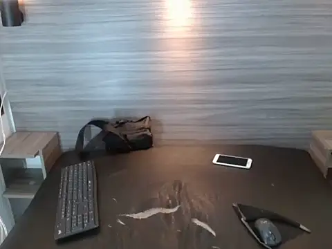 Snapshot of Penelopee_Rouse chatting on 11/24/25, 07:24 Penelopee Rouse online show from 11/24/25, 07:24