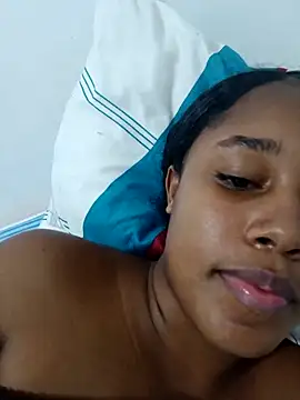 MoniqueMulberry online show from 10/06/25, 07:50