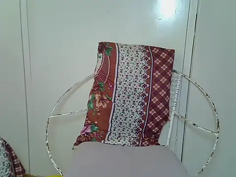 BeautyQueenX22 online show from 09/29/25, 09:08