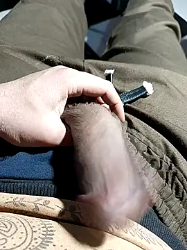 Snapshot of anis3g4 chatting on 11/07/25, 09:04 anis3g4 online show from 11/07/25, 09:04