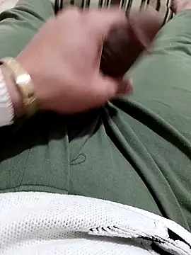 Snapshot of anis3g4 chatting on 11/26/25, 07:26 anis3g4 online show from 11/26/25, 07:26