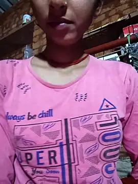 Yatiksha Beby online show from 12/22/25, 02:58