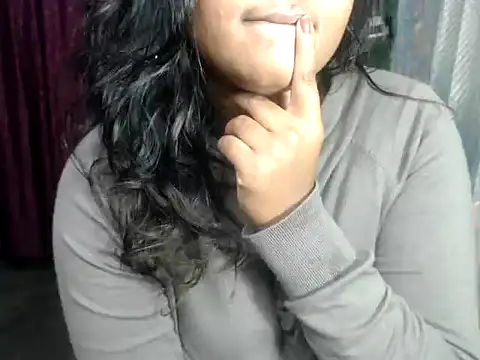 Snapshot of DearKimmi chatting on 01/03/25, 05:53 DearKimmi online show from 01/03/25, 05:53