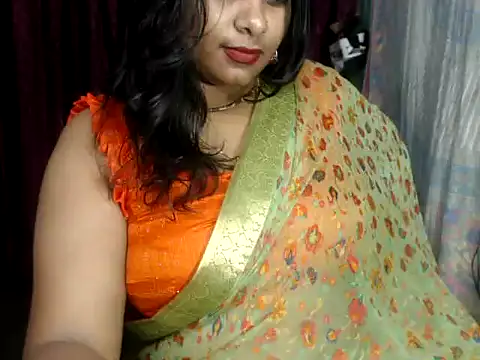 Snapshot of DearKimmi chatting on 01/12/25, 07:53 DearKimmi online show from 01/12/25, 07:53