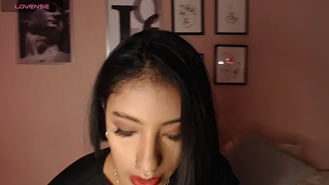 Snapshot of biancaleblanc chatting on 11/20/25, 12:49 biancaleblanc online show from 11/20/25, 12:49