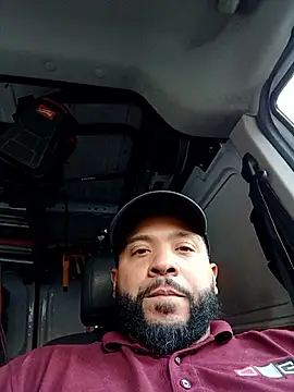 tripping385 online show from 10/21/25, 08:09