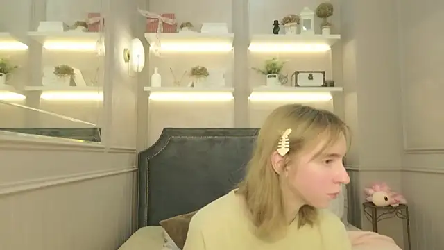 Beverly Gomes online show from 09/15/25, 06:57