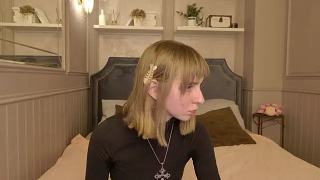 Beverly Gomes online show from 10/07/25, 03:20