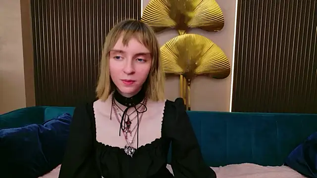 Snapshot of Beverly_Gomes chatting on 02/22/26, 08:40 Beverly Gomes online show from 02/22/26, 08:40