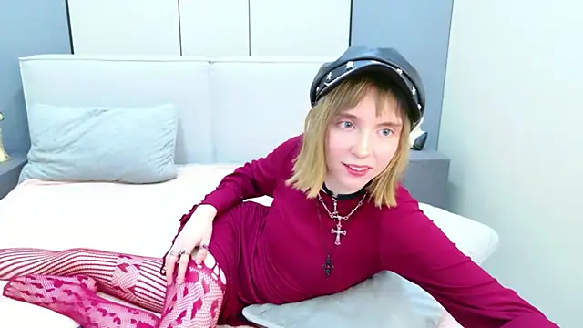 Snapshot of Beverly_Gomes chatting on 02/24/26, 08:29 Beverly Gomes online show from 02/24/26, 08:29