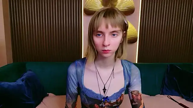 Snapshot of Beverly_Gomes chatting on 03/03/26, 08:15 Beverly Gomes online show from 03/03/26, 08:15