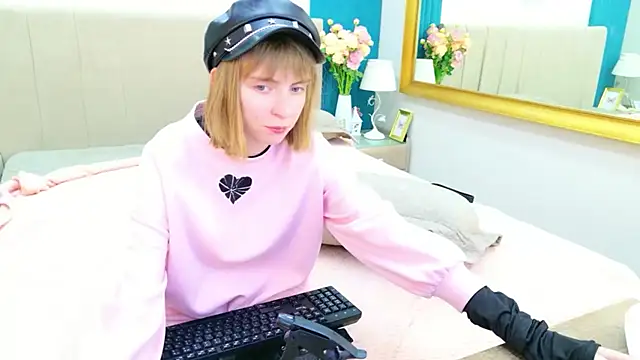 Snapshot of Beverly_Gomes chatting on 03/07/26, 08:33 Beverly Gomes online show from 03/07/26, 08:33