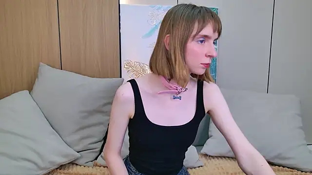 Snapshot of Beverly_Gomes chatting on 03/23/26, 03:27 Beverly Gomes online show from 03/23/26, 03:27