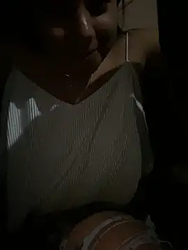 Alaia33200 online show from 09/29/25, 01:44