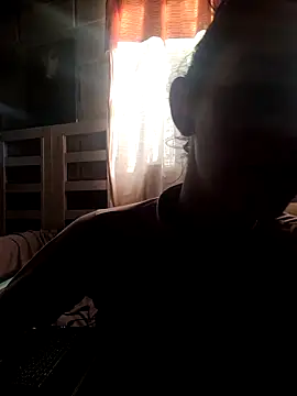 Snapshot of Almendrasexy chatting on 11/17/25, 11:49 Almendrasexy online show from 11/17/25, 11:49