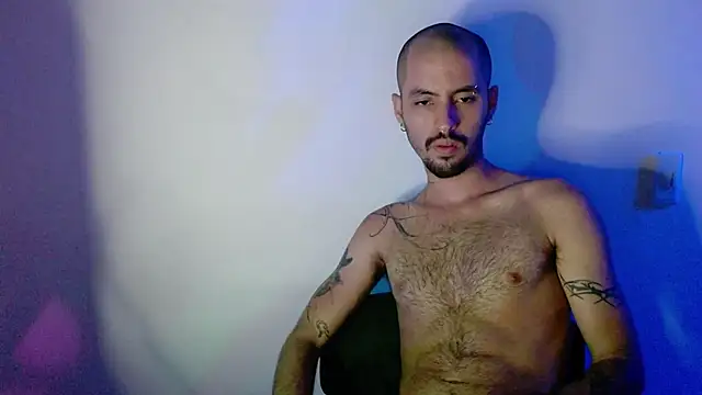 gael rivas online show from 09/23/25, 02:36