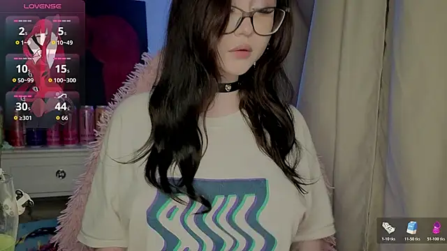 Snapshot of hornyprincess19 chatting on 04/24/26, 05:37 hornyprincess19 online show from 04/24/26, 05:37