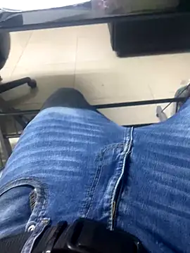 Chico031289 online show from 10/21/25, 11:16