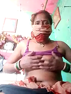 CUTE-004 online show from 10/16/25, 07:31