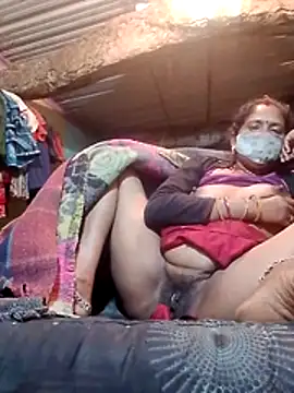 CUTE-004 online show from 02/06/26, 06:44