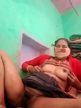 CUTE-004 online show from 02/10/26, 06:50