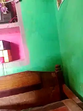 Snapshot of CUTE-004 chatting on 03/21/26, 07:13 CUTE-004 online show from 03/21/26, 07:13